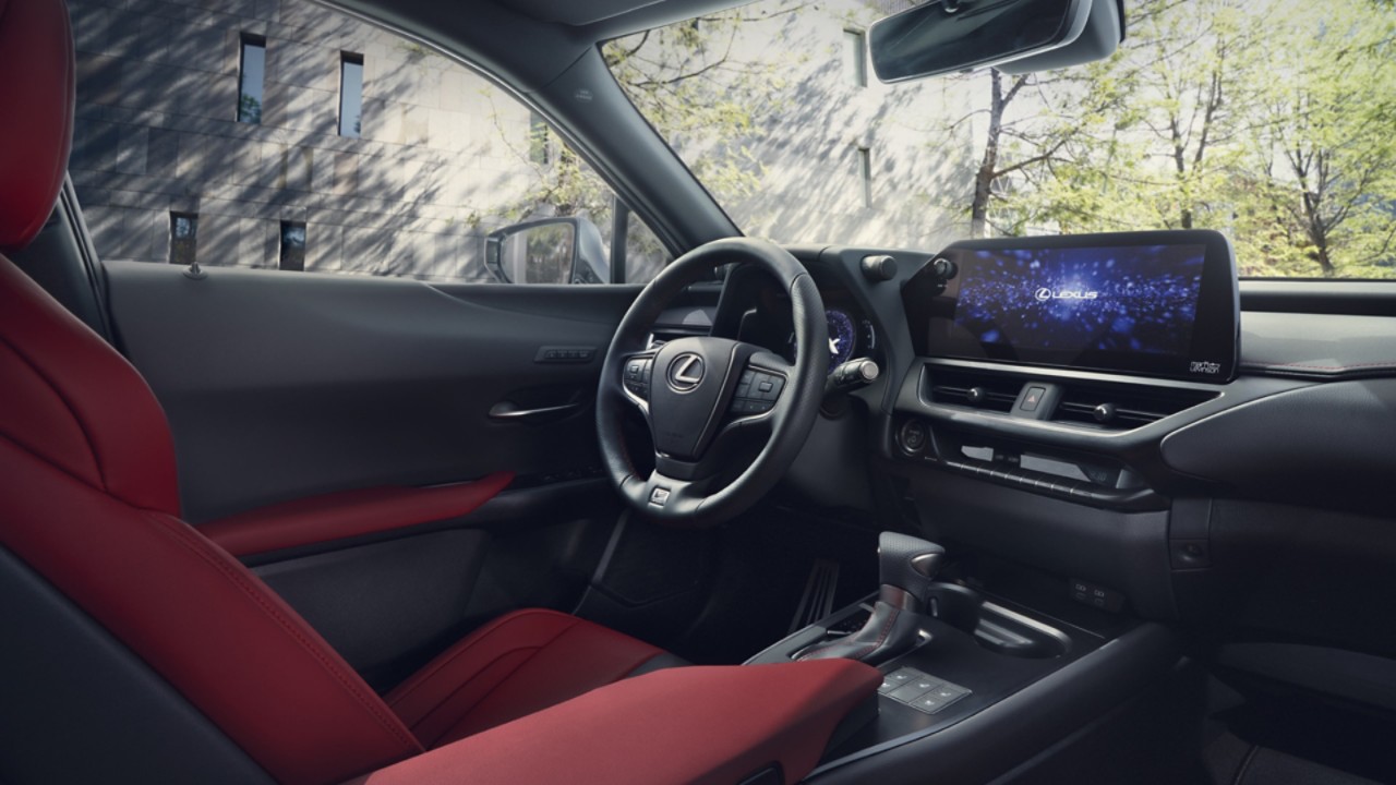 The Lexus RX cockpit