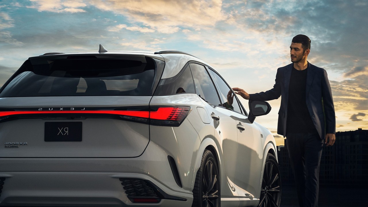 2022-dxp-lexus-rx-gallery-01-1920x1080-01