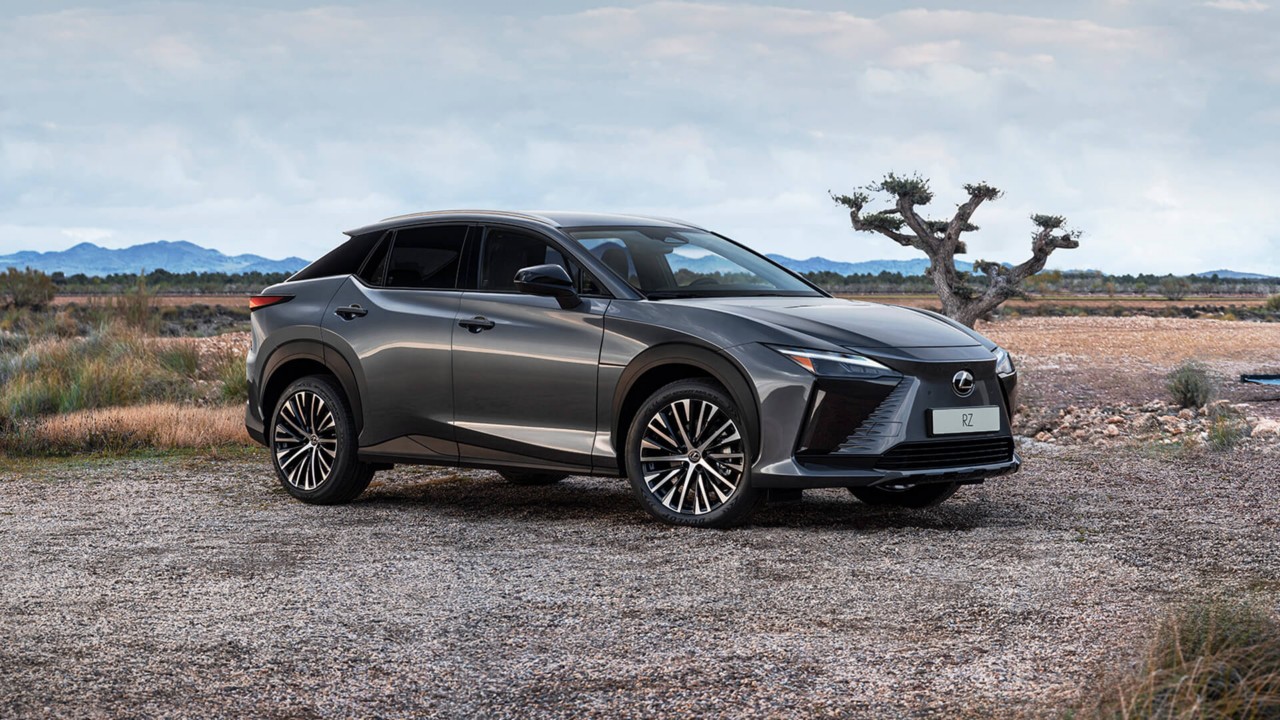 dxp-lexus-rz-450e-world-premiere-gallery-exterior-03-1920x1080-1