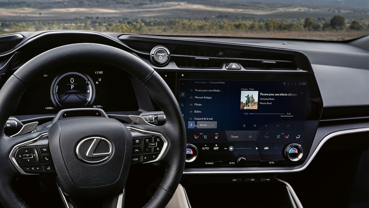 Front interior of a Lexus 