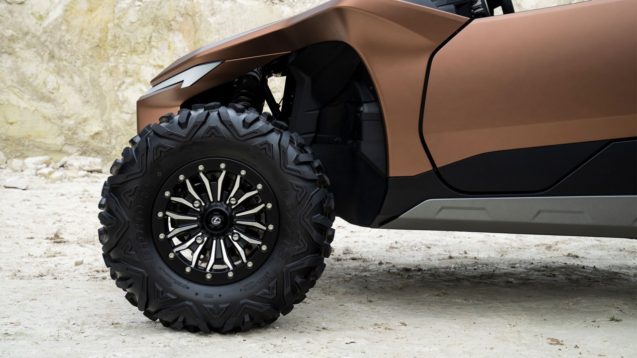 Lexus ROV Concept car wheel close up